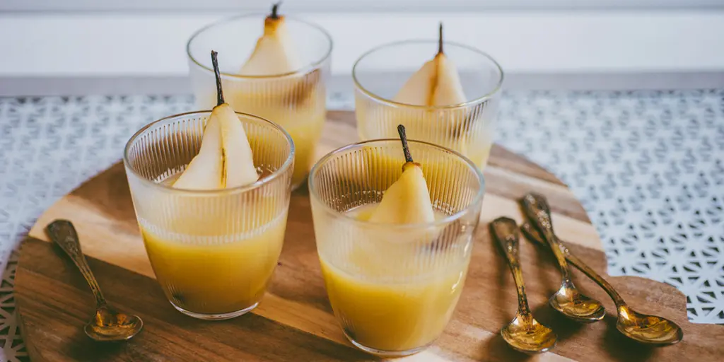 Warm peer-gemberdrankje